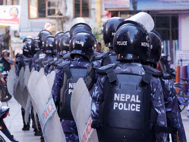 indo nepal tensions one indian injured after nepal police shot at three indians near the border in kishanganj | India-Nepal tensions : नेपाळ पोलिसांचा माज; भारतीय नागरिकांवर पुन्हा केला गोळीबार