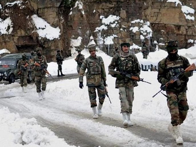 Indian army deployed over 15000 counter terrorist troops to china border in ladakh | ड्रॅगनची चलाखी हाणून पाडण्यासाठी भारत तयार; लडाखमध्ये 'खास' 15 हजार जवान तैनात
