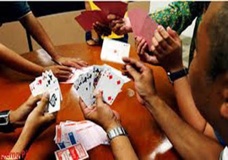  Yield on illegal gambling land; Five accused jerband | अवैध जुगार अड्डयावर धाड; पाच आरोपी जेरबंद 