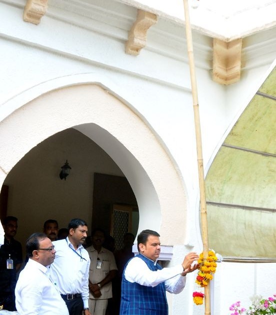  Chief Minister inaugurated in Nagpur | मुख्यमंत्र्यांनी उभारली नागपुरात गुढी