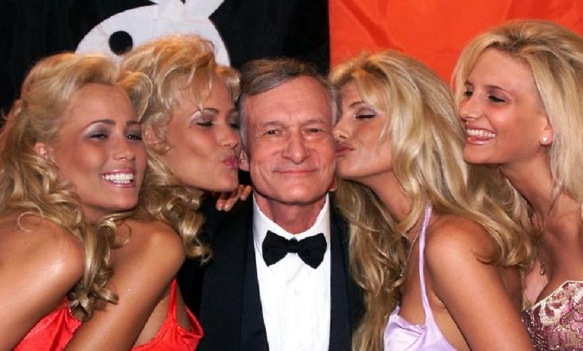 Playboy's founder, Hugh Hefner's Lifestyle, was married to a 26-year-old girl who was 86 years old! | अशी होती Playboy चे संस्थापक ह्यूग हेफनरची लाइफस्टाइल, ८६ व्या वर्षी २६ वर्षाच्या तरुणीसोबत केले होते लग्न !