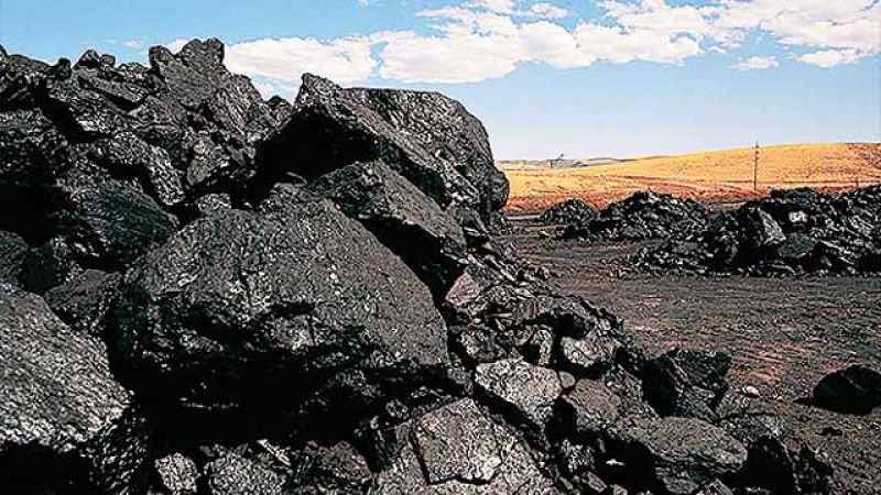 Provide information on coal supply and storage | कोळसा पुरवठा व साठ्याची माहिती द्या