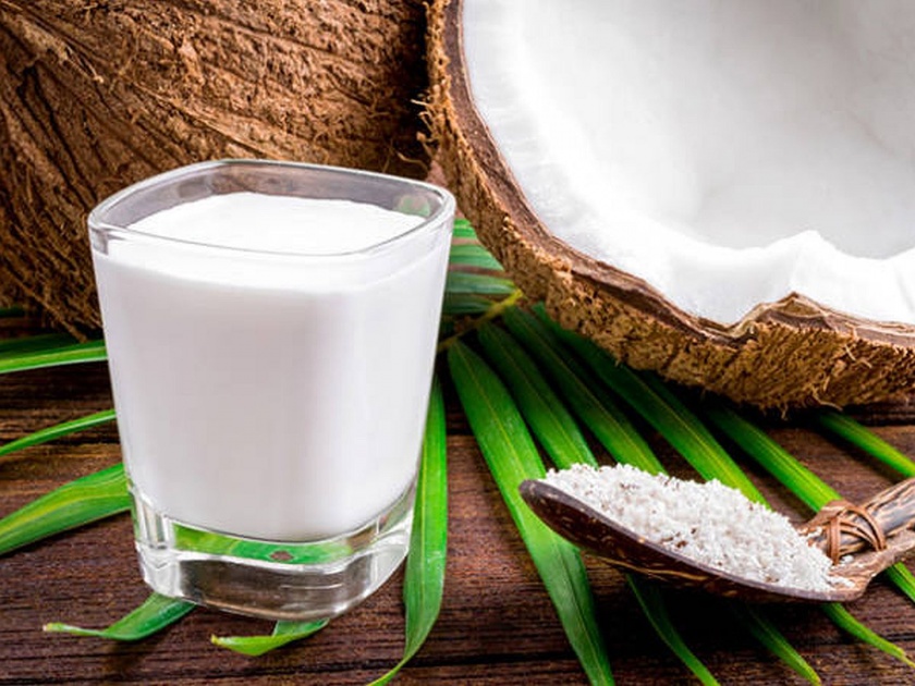 Follow these home remedy of coconut milk to prevent hair fall | Hair Care Tips : केसगळती थांबवण्यासाठी नारळाच्या दुधाचा असा करा वापर, मग बघा कमाल!