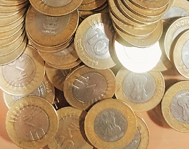 10 crores worth of 10 rupees coins in Aurangabad banks not withdrawn | औरंगाबादमधील बँकांमध्ये १० रुपयांची १० कोटींची नाणी पडून