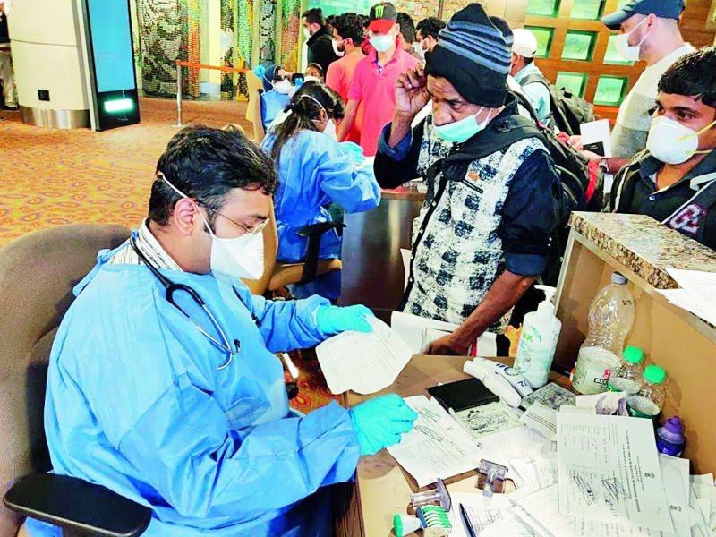 Nagpurian Doctor's service in Mumbai in the fight against Corona | कोरोनाविरुद्ध लढ्यात नागपूरकर डॉक्टरची मुंबईत सेवा 