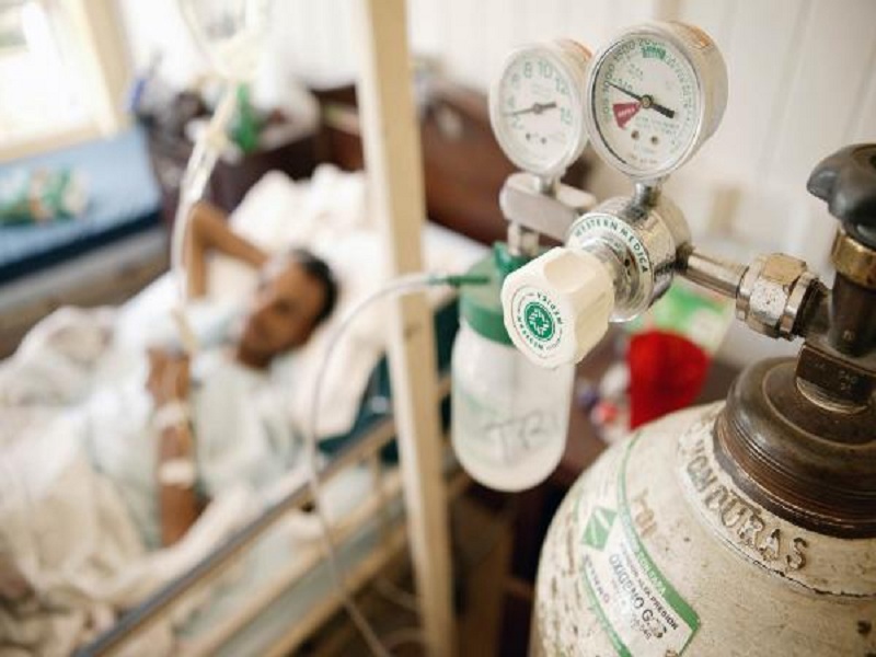Oxygen supply cut off for more than 16 hours in Haveli taluka, confusion in hospitals | हवेली तालुक्यात सोळा तासांहून अधिक काळ ऑक्सिजन पुरवठा बंद, रुग्णालयांमध्ये गोंधळाचे वातावरण