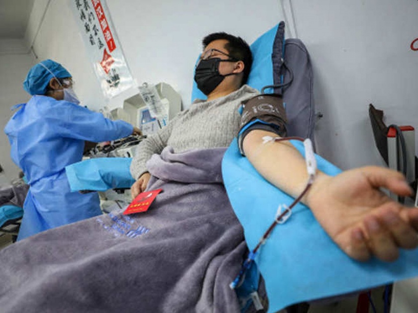 Chinese doctors find live coronavirus in spit and poop in samples from recovering corona patients kkg | CoronaVirus: बऱ्या होणाऱ्या रुग्णांमध्ये सापडला जिवंत कोरोना; चिंता वाढली