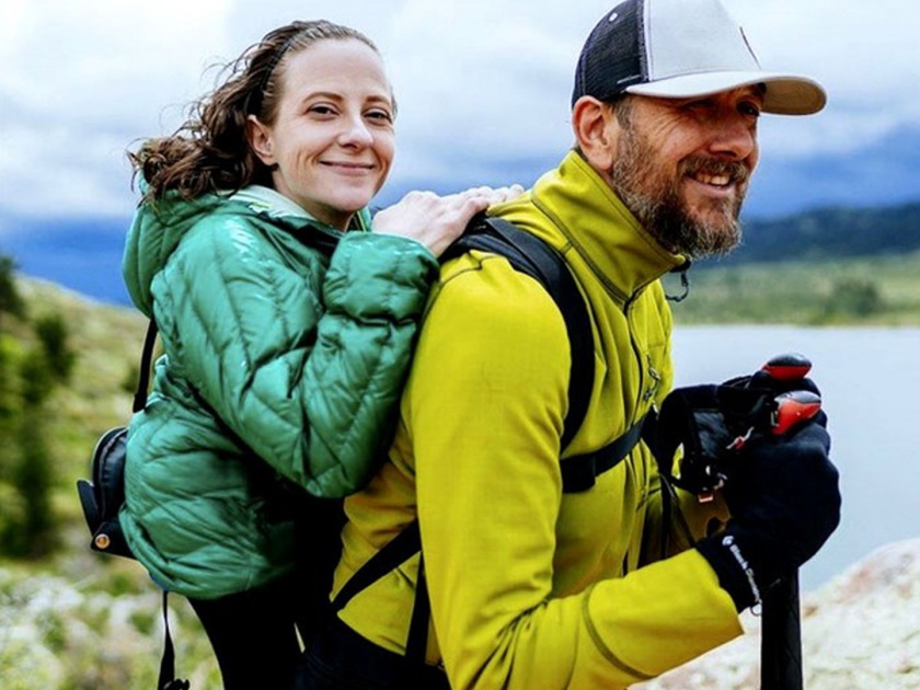 Woman Who Cannot Walk Forms A Duo With A Blind Man So They Could Go Hiking Together Inspirational Story | 'ती' त्याचे डोळे झाली, 'तो' तिचे पाय; पर्वतरांगा सर करणाऱ्या जोडप्याची हृद्य कहाणी