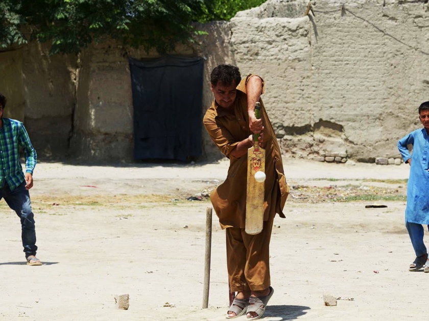 From Refugee camp in Pakistan to world cup, an inspiring & rising story of Afghanistan cricket. | पाकिस्तानातले रेफ्यूजी कॅम्प ते वर्ल्डकप! अफगाण निर्वासितांच्या जगण्यात रुजलेल्या क्रिकेटनं नक्की काय बदललं?