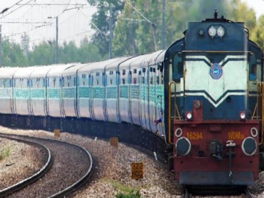 special trains for marathwada and konkan additional rounds of mail express from central railway | मामाच्या गावी जायचं! मराठवाडा, कोकणसाठी विशेष रेल्वे; मध्य रेल्वेकडून मेल, एक्स्प्रेसच्या अतिरिक्त फेऱ्या