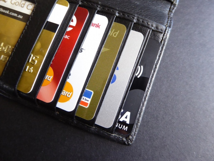 Be careful! Online fraud of Rs 50,000 in the name of starting a credit card | सावधान ! क्रेडिट कार्ड सुरू करण्याच्या नावाखाली ५० हजारांची ऑनलाईन फसवणूक