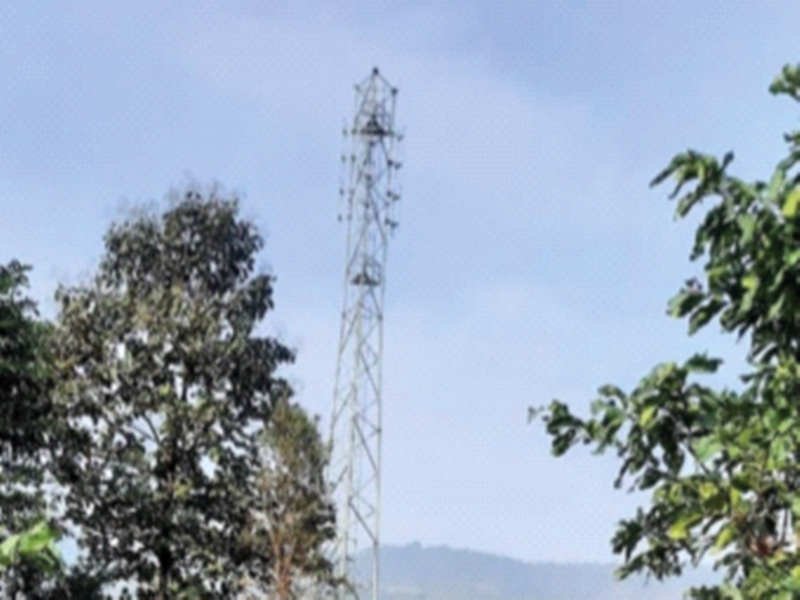 Villagers protest against mobile tower in Konjar village | कोंझर गावातील मोबाइल टाॅवरला ग्रामस्थांचा विरोध