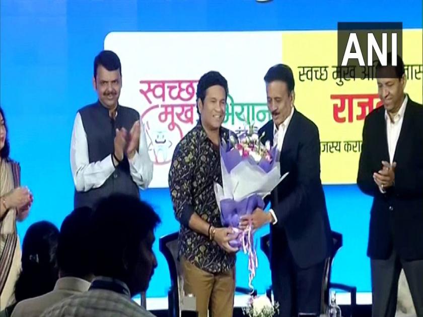 Cricket legend Sachin Tendulkar appointed as Smile Ambassador of Maharashtra for the State's Swachh Mukh Abhiyan, know here all deatils  | महाराष्ट्र सरकारकडून 'क्रिकेटच्या देवा'वर मोठी जबाबदारी; फडणवीसांनी केला शिक्कामोर्तब