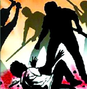 attack on youth due to past quarrel at pimpri | पिंपरीत पूर्ववैमनस्यातून तरुणावर हल्ला
