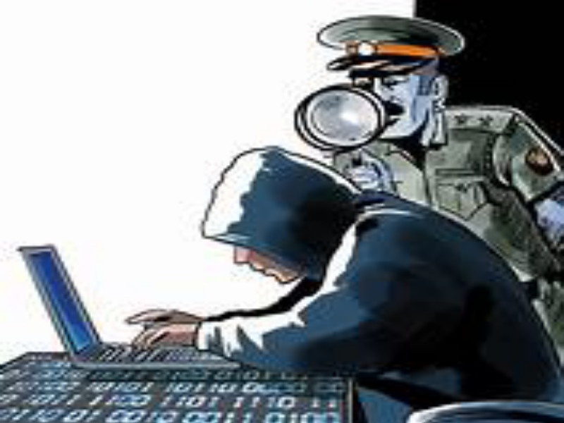 Police keep an watch on Tadipar criminals through 'face reading app' | तडीपार गुन्हेगारांवर 'फेस रिडिंग अ‍ॅप'द्वारे पोलिसांची नजर; कोरोनाचा संभाव्य धोका देखील टळणार