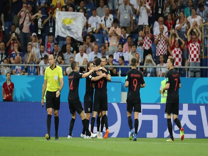 FIFA Football World Cup 2018: Croatia tops with victory over Iceland | FIFA Football World Cup 2018 : आईसलँडवर विजयासह क्रोएशिया अव्वल