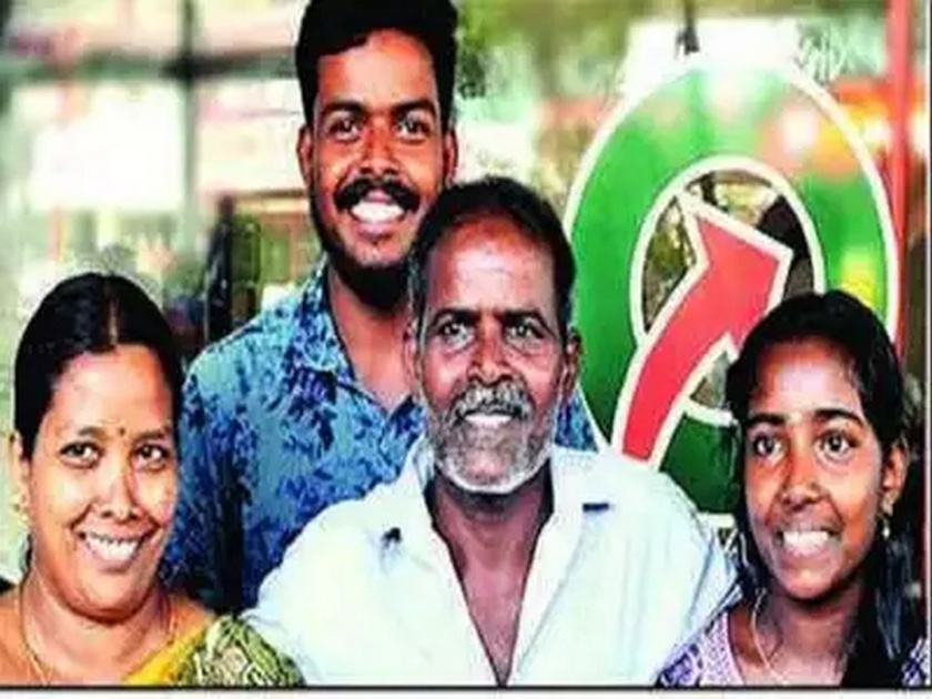 kerala labourer crorepati overnight wins 12 crore lottery | मजुराला 12 कोटींची लागली लॉटरी अन् झालं असं काही...