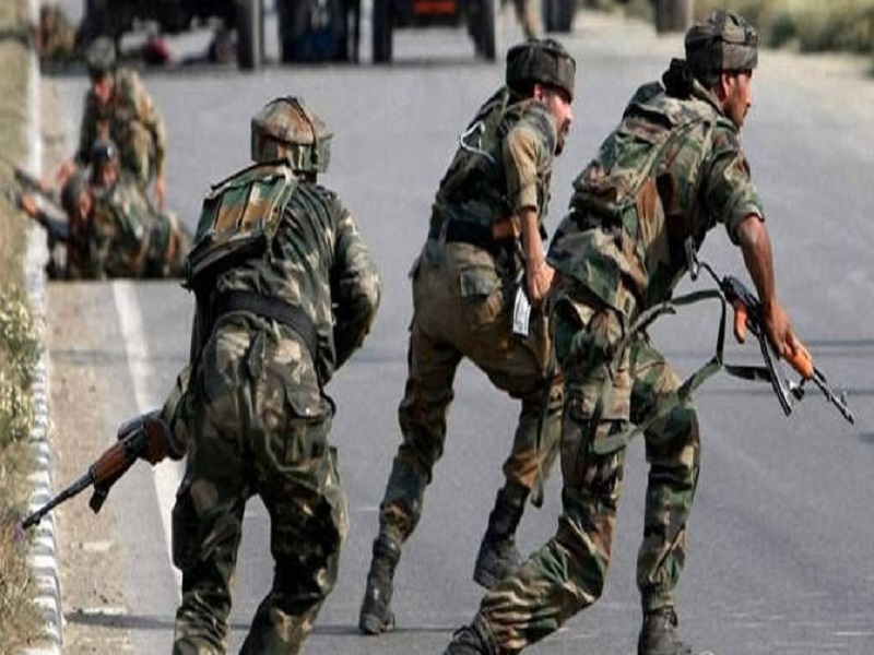 Grenade attack on CRPF team in Baramulla, three soldiers and one civilian injured | Jammu Kashmir: बारामूलामध्ये CRPF टीमवर ग्रेनेड हल्ला, तीन जवान आणि एक नागरिक जखमी