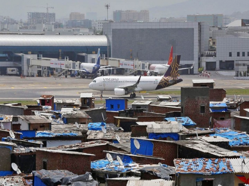 mumbai the issue of rehabilitation of 80 thousand slum dwellers in chhatrapati shivaji maharaj international airport area has not been resolved yet | ६ वर्षांपूर्वी चाव्या दिल्या, पण अद्याप घरे नाहीत; ८० हजार झोपडपट्टीवासीयांचे पुनर्वसन कधी?