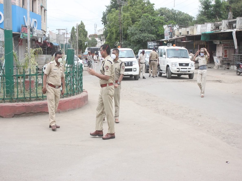 Maharashtra Lockdown : Shidori in curfew, fortnight of restraint for the people of Maharashtra | संचारबंदीतील शिदोरी, महाराष्ट्रातील जनतेसाठी अतिसंयमाचा पंधरवडा
