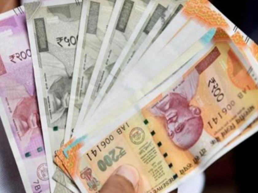 foreigner ask to see indian currency ; stole 24 thousand rupees | भारतीय नाेटा पाहण्याच्या बहाण्याने परदेशी नागरिकाने लांबविले २४ हजार रुपये