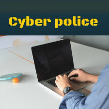 Maharashtra cyber department files 113 offenses during lockdown | महाराष्ट्र सायबर विभाग लॉकडाऊनच्या काळात  ११३ गुन्हे दाखल