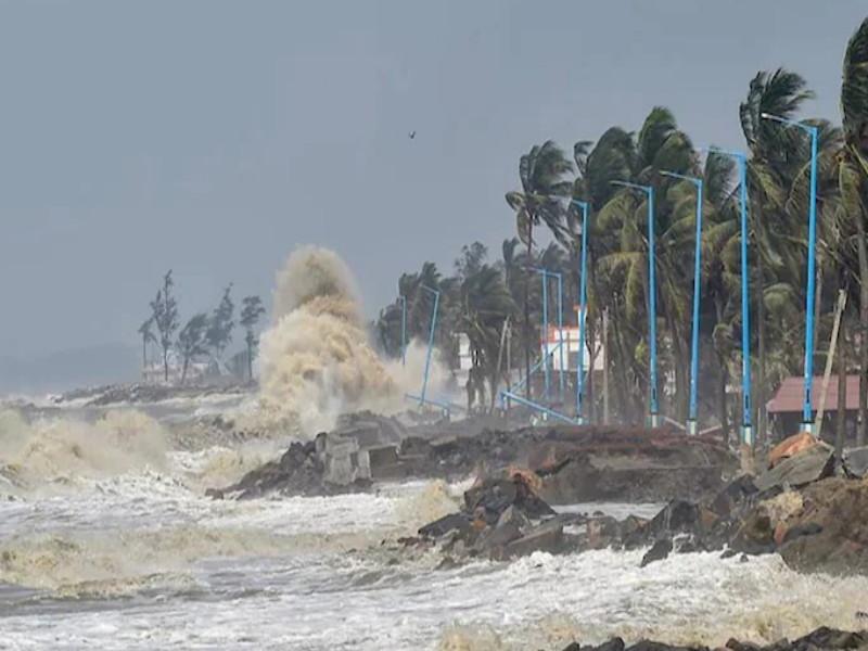 Hurricane Asani will be even more intense on Monday | Asani Cyclone: असानी चक्रीवादळ होणार आणखी तीव्र, राज्यात मुसळधार पावसाची शक्यता