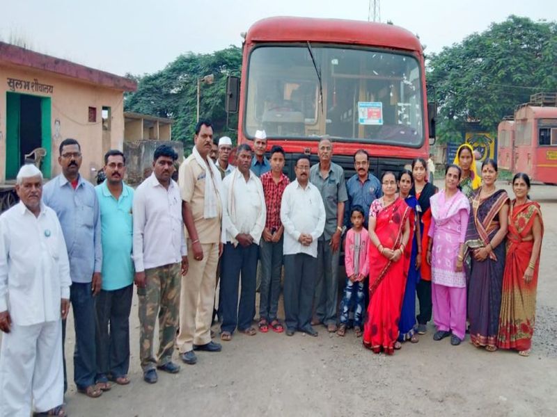 A group of selfless devotees left for Panipat | निरंकारी भक्तांचा जत्था पानिपतकडे रवाना