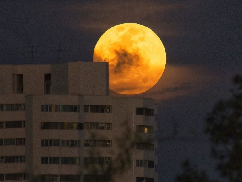 Supermoon to appear on July 3...; The distance between earth and moon will be 3.70 lakh km | ३ जुलै रोजी दिसणार सुपरमून...; पृथ्वी अन् चंद्रातील अंतर राहणार ३.७० लाख किमी
