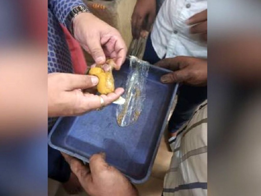 Smuggled gold worth 16.66 lakhs seized at Nagpur airport | नागपूर विमानतळावर १६.६६ लाखांचे तस्करीचे सोने पकडले