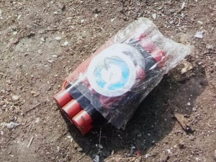  Bombshell objects found at Bhiwandi Khalung | भिवंडीतील खालिंग येथे आढळली बॉम्बसदृश वस्तू