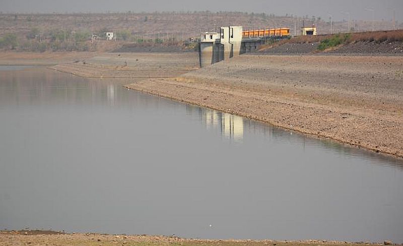 Water supply to MIDC, which is 4.5 percent water logged in Katepurna dam | काटेपूर्णा धरणातील ४.५ टक्के जलसाठ्यातून होतोय ‘एमआयडीसी’ला पाणी पुरवठा