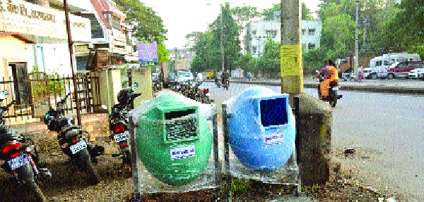  Construction of garbage boxes in Ichalkaranji 150 places | इचलकरंजीत १५० ठिकाणी कचऱ्याच्या पेट्यांची उभारणी