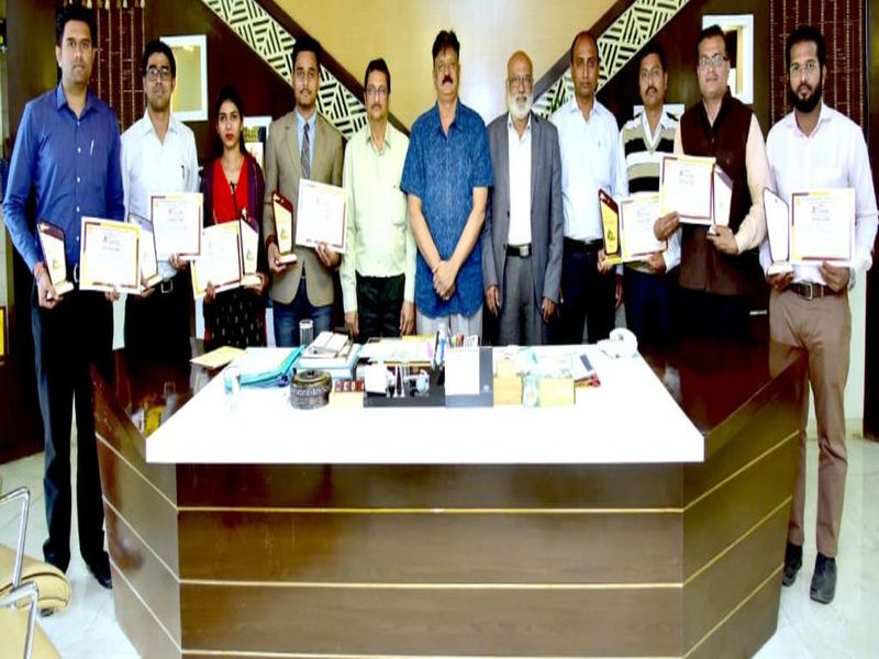 Prof. Ram Meghe Engineering Leather Selection for State Level Tournament | प्रो. राम मेघे अभियांत्रिकीच्या चमूची राज्यस्तरीय स्पर्धेसाठी निवड