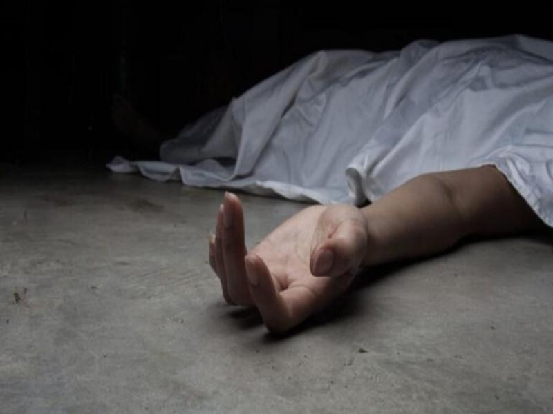 18-year-old girl commits suicide by hanging in Pune | पुण्यातील राजगुरूनगर येथे १८ वर्षीय मुलीची गळफास घेऊन आत्महत्या
