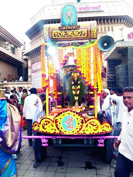 Tukaram Seed Festival; Vitthal Chariot Ceremony departing from Pandharpur to Dehu | तुकाराम बीज उत्सव; विठ्ठल रथ सोहळ्याचे पंढरपूरहून देहूकडे प्रस्थान