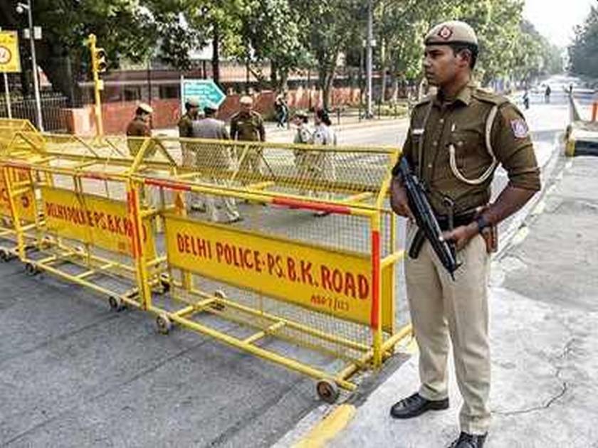 Recruitment for 5,846 posts in the Delhi police force | दिल्ली पोलीस दलात 5,846 पदांसाठी निघाली भरती, असा करा अर्ज...
