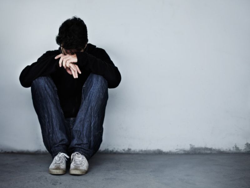 centre launches toll free mental rehabilitation helpline support to people | CoronaVirus News : आशेचा 'किरण'! मानसिक आरोग्य समुपदेशनासाठी मोदी सरकारकडून हेल्पलाईन सुरू