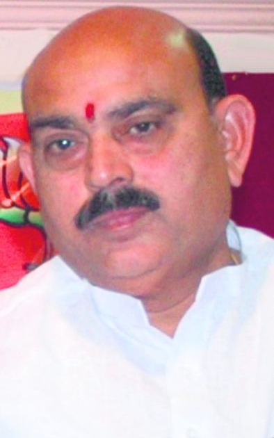 Sudhakar Deshmukh of Nagpur has given Minister of State status | नागपूरचे सुधाकर देशमुख यांना राज्यमंत्री दर्जा