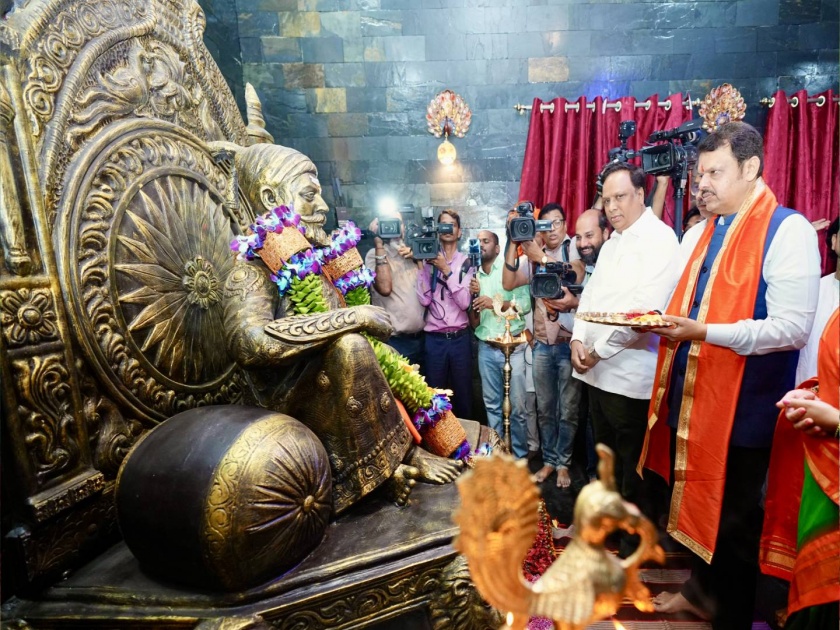 dcm devendra fadnavis inaugural of chhatrapati shivaji maharaj mandir kurla mumbai | “युगपुरुष छत्रपती शिवाजी महाराज हे आपले दैवत आहेत, वीर सावरकरांनी...”: देवेंद्र फडणवीस