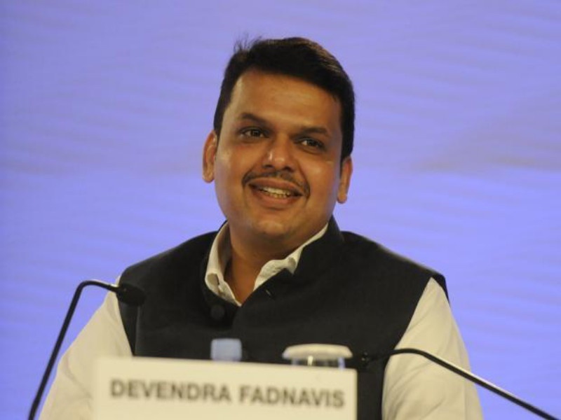 Devendra Fadnavis: 'Do not waste any money on my birthday, give it to the Chief Minister's relief fund.' | 'माझ्या वाढदिवसावर वायफळ खर्च नको, तो पैसा मुख्यमंत्री सहायता निधीला द्या!'