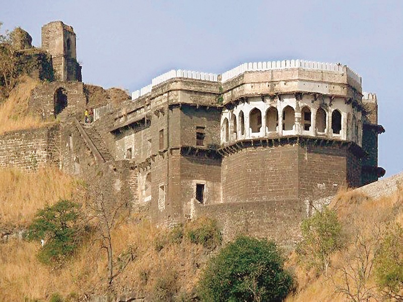 Journey of fort: Devgiri to Daulatabad | एका किल्ल्याचा प्रवास : देवगिरी ते दौलताबाद