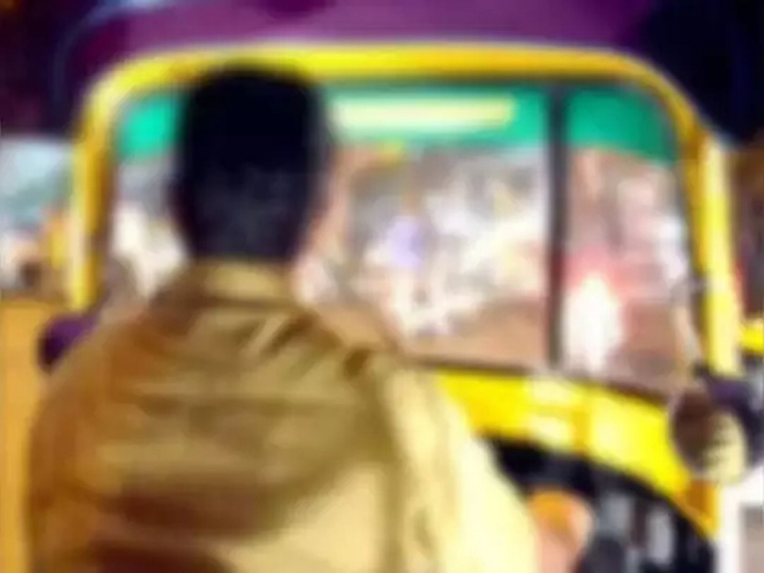 Rickshaw driver arrested for stabbing transgender | तृतीयपंथीवर चाकू हल्ला करणारा रिक्षा चालक अटकेत