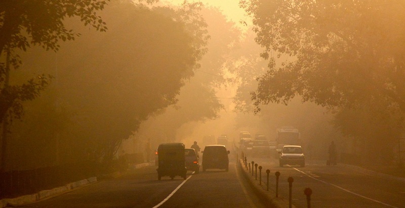  The city's face was covered with mist | शहराचा चेहरा-मोहरा धुळीने माखला
