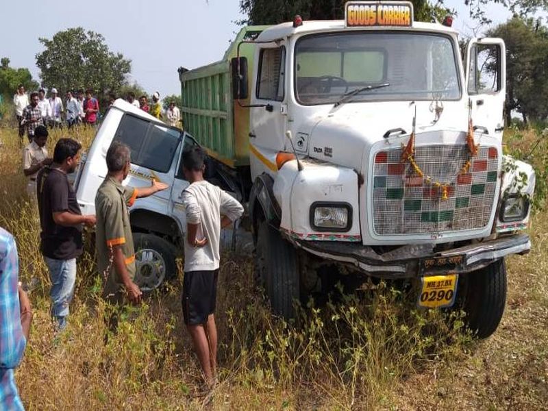 Sand mafia attack on Dhamangaon Tahsildar | संतापजनक! धामणगावच्या तहसीलदारांच्या वाहनाला रेती माफियांच्या ट्रकने उडवले