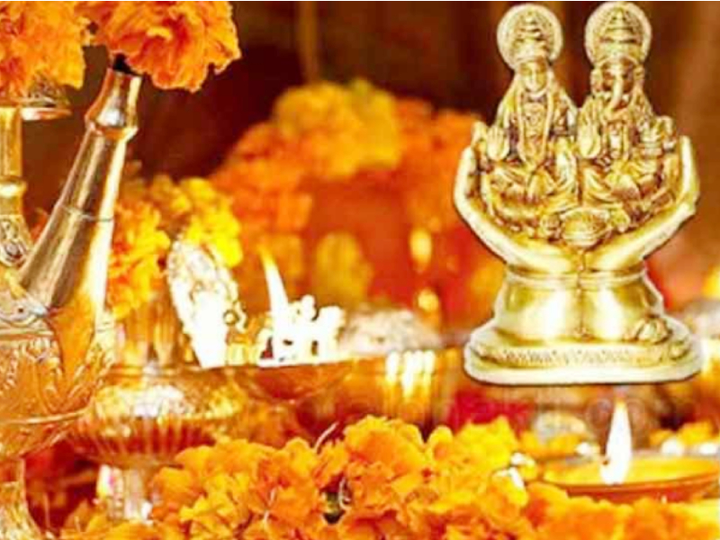 Diwali 2020: Do Dhantrayodashi, worship Dhanvantari, Mahalakshmi and Kubera; Know, dates, muhurats and pooja rituals | Diwali 2020: धनत्रयोदशीला करा, धन्वंतरी, महालक्ष्मी तसेच कुबेराची पूजा; जाणून घ्या, तिथी, मुहूर्त आणि पूजा विधी