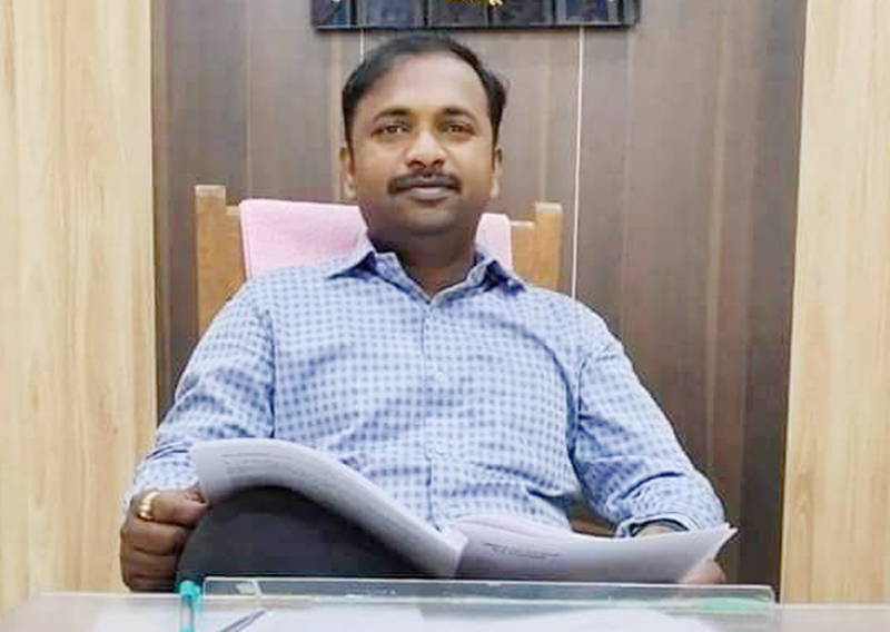 Dhanraj Pandey, the new Deputy Commissioner of the Municipal Corporation, who saved patients' bills of lakhs of rupees | रुग्णांचे लाखो रुपयांचे बिल वाचविणारे धनराज पांडे महापालिकेचे नवे उपायुक्त