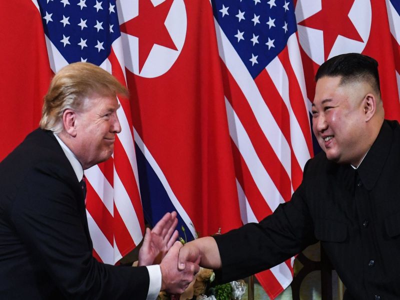 "I know the health of North Korean President Kim Jong Un," said US President Donald Trump mac | 'किम जोंगच्या प्रकृतीबद्दल माझ्याकडे योग्य माहिती आहे, पण...'; डोनाल्ड ट्रम्प यांचा खुलासा