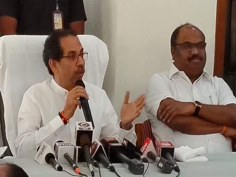 MNS leader Bala Nandgaonkar has criticized Shiv Sena leader Anil Parab | 'आम्ही सुपारी घेणारे आहोत म्हणता, मग तुम्ही हप्ता घेणारे आहात का?'; मनसेचा शिवसेनेला सवाल