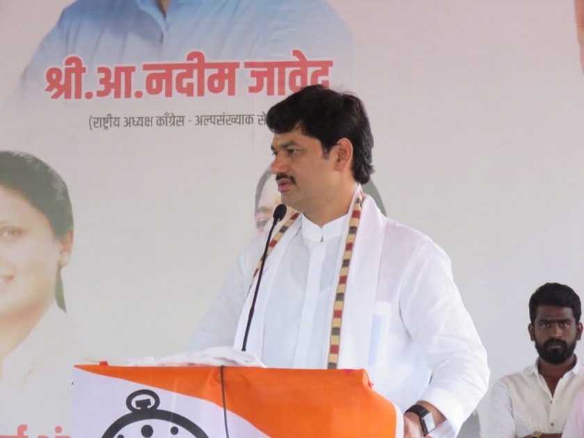 lok sabha election 2019 Dhananjay Mundane on bjp | अधिकाऱ्यांच्या बदल्या आताच का ?; धनंजय मुंडेंचा सवाल